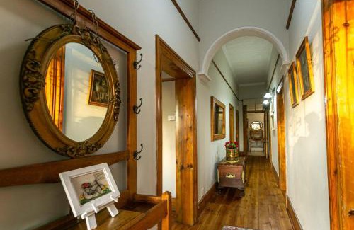 Oudtshoorn Casa | Ravenscliff Self Catering