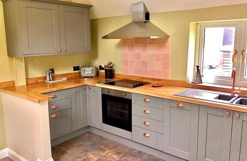 Pentrefelin Otro | Ravenscroft Retreats Glamping