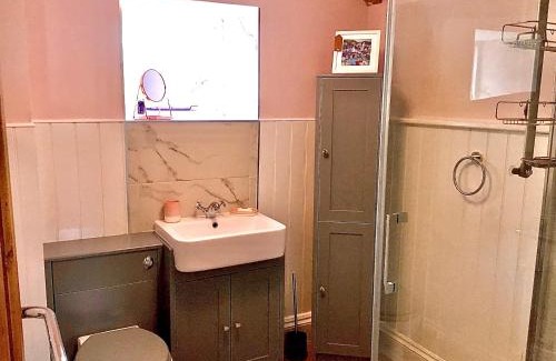 Pentrefelin Otro | Ravenscroft Retreats Glamping