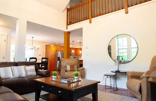 Lindell Beach Cabina | Ravenwood | 3 Bed Cabin with Pool & Hot Tub