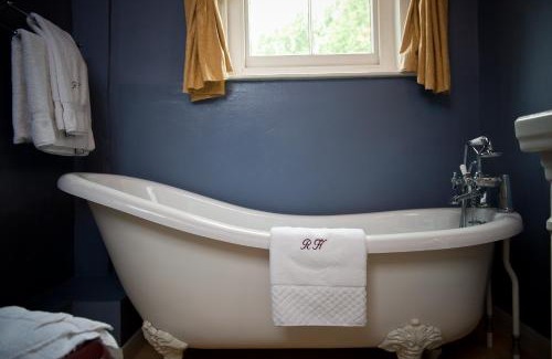 Bury St Edmunds Casa | Ravenwood Hall Hotel