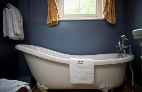 Bury St Edmunds Casa | Ravenwood Hall Hotel
