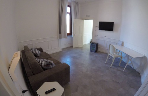 Pompei Casa | RAVIDA SUITES