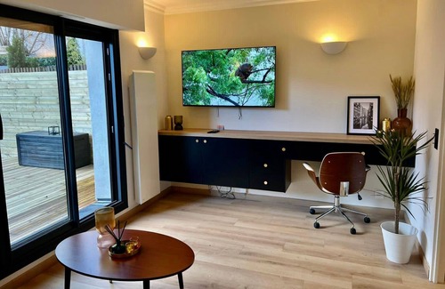Puteaux Apartamento | Ravissant 2 Pièces +une Terrasse