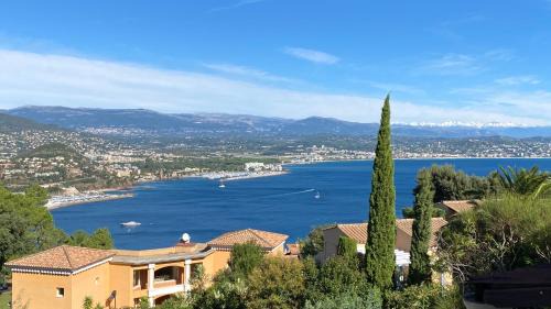 Theoule-sur-Mer Apartamento | Ravissant T2 vue mer et massif - Les Clés de L´Estérel