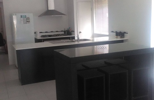 Ravenswood Casa | Ravo Riverretreat - para toda la familia