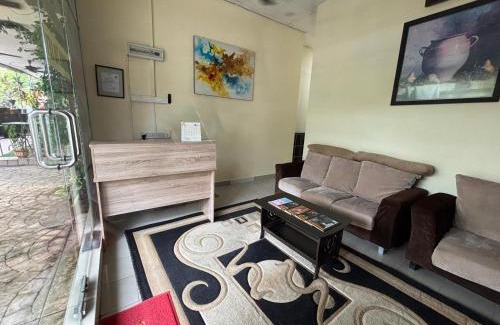 Batu Ferringhi Casa | Ray Yan Guesthouse Penang