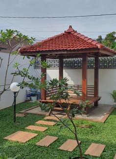 Purwokerto Casa | RaYa GuestHouse & Pool