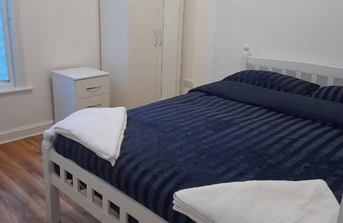 Stratford and New Town Casa | Rayans Lodge Startford