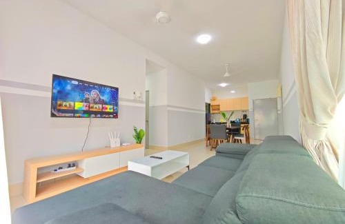 Bandar Tun Razak Apartamento | Razak City Residence at Sungai Besi, Kuala Lumpur by Liberty Homes