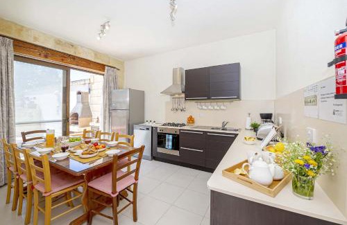 Ggantija Casa | Razzett Luna Holiday Home