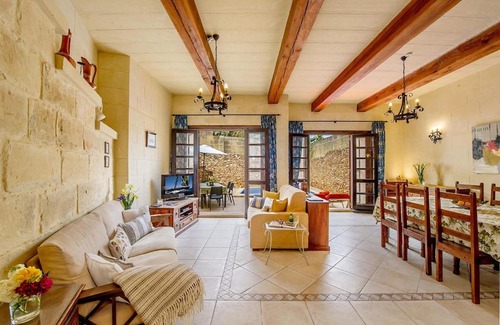 Ggantija Casa | Razzett ta' Leli Holiday Home