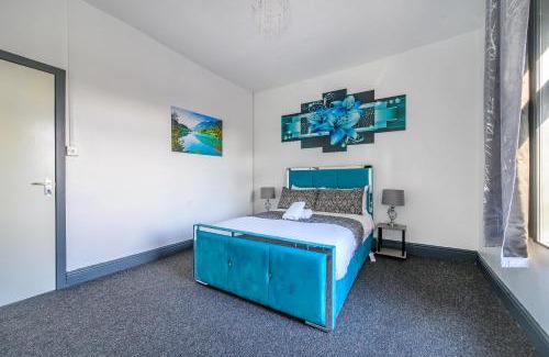Churwell Casa | -RB27A- For your relaxed & Cosy stay,Free Parking