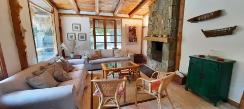 Zapallar Casa | Rbkº Casa en Zapallar con hermosa vista y jardín.