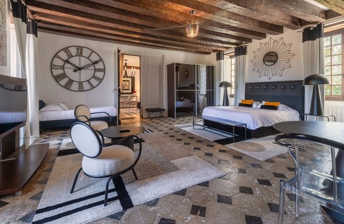 Vivy Apartamento | RDC - Château de la Ronde - Avec piscine et jacuzzi