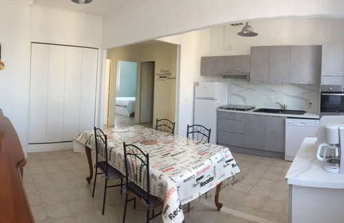 Saint-Hippolyte Casa | Casa reformada y climatizada para 6 personas cerca del mar.