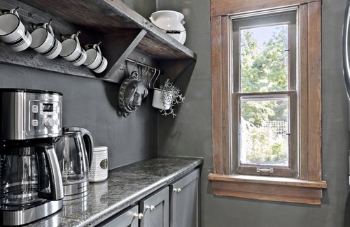 Russell Cabaña | Re-imagined 1880's cottage walking distance to Highwood, Metra, Lake Michigan
