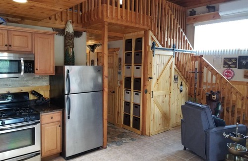 Ottawa Casa | Ready set RELAX!!! Ready set RIVER!!!