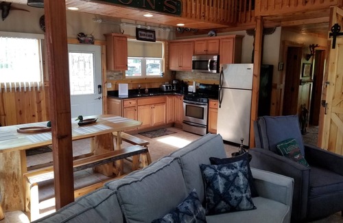 Ottawa Casa | Ready set RELAX!!! Ready set RIVER!!!