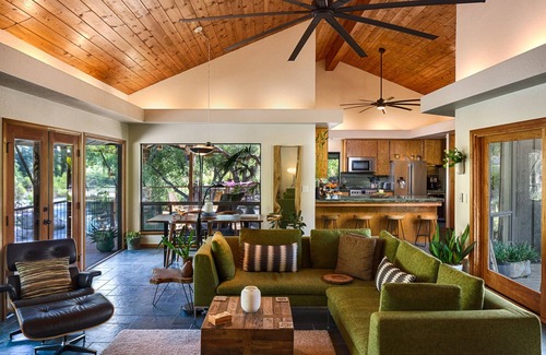 Three Rivers Casa | ¿Listo para escapar de la ciudad? Sequoia Falls, un refugio de lujo en el río ..