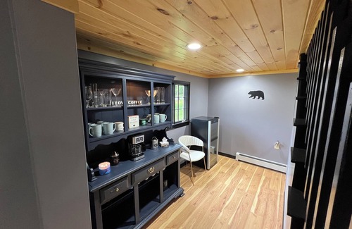 Lock Haven Casa | READY TO RENT!! Renovated Property with Prime Pine Creek Area Location