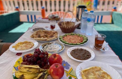 Aswan Cama Y Desayuno | Reagan House