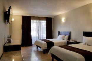 León Hotel | Real de Minas Poliforum