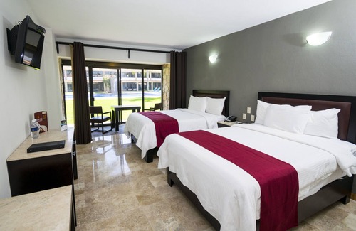 León Hotel | Real de Minas Poliforum