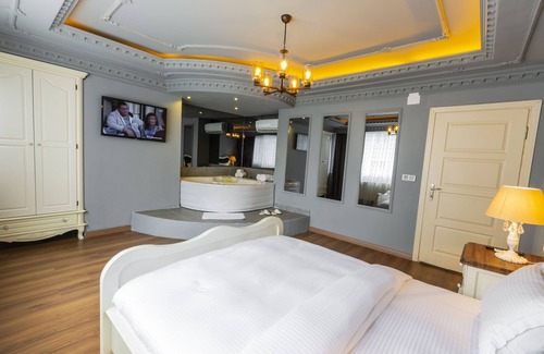 Yomra Hotel | Real King Residence Hotel