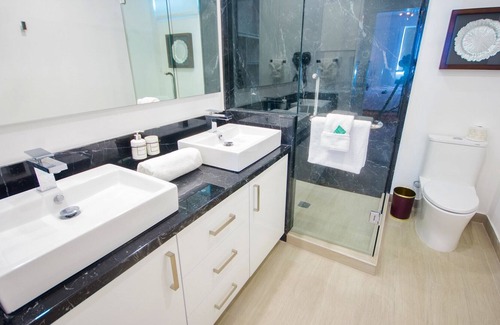 Zapopan Condominio | Real View Towers in Real Center Plaza, Incredible 1 BR, Zona Real, Near Andares