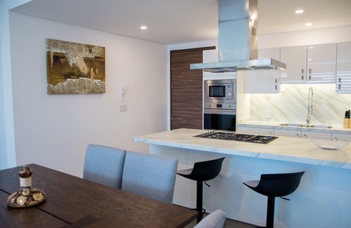 Zapopan Condominio | Real View Towers, Peaceful 2BR 2nd floor, Zona Real, Near Andares