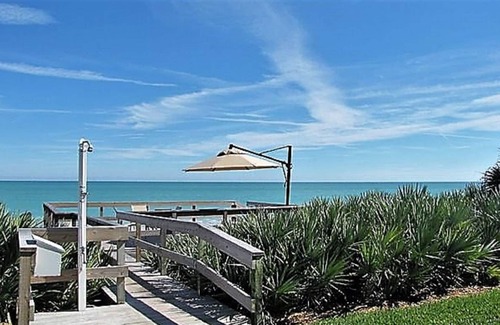 Johns Island Condominio | Precioso condominio en el océano con piscina en Johns Island, Vero Beach
