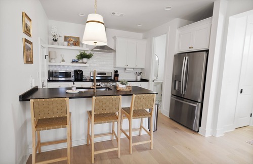 Oxford Casa | Rebel Getaway- Sleeps 6-in charming Oxford-SEC football weekends available
