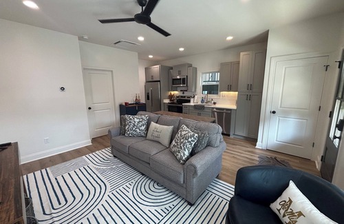 Oxford Condominio | Rebel Retreat