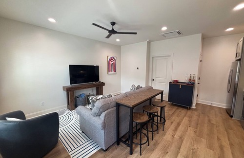 Oxford Condominio | Rebel Retreat