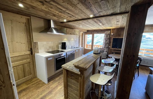 Reberty Apartamento | Reberty 2000, apto renovado, 6 pers, confort, 4 copos Oro