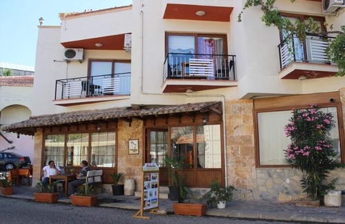 Selcuk Casa | hotel rebetika ubicado en Secuk, cerca de Éfeso (Cuádruple compartiendo)