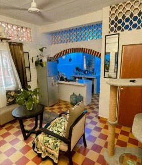 Emiliano Zapata Casa | Recamara Alan en Zona Romantica Departamento compartido con el host