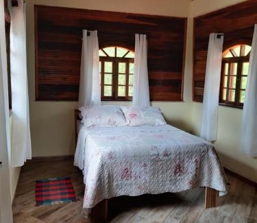 Miguel Pereira Casa | Recanto casa amarela