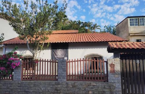Taio Casa | Recanto da Árvore Suítes e Café