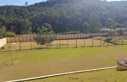 Mairipora Casa | RECAMBIO DE LA LUDMILA. Táchira: 6 suites, WiFi, q. de tenis, c. de fútbol, ​​piscina