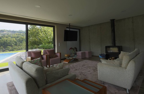 Cantelaes Casa | Recanto de Fornelos. Conecção Perfeita Entre Comodidades e a Natureza!
