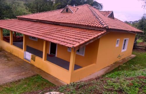 Paraisopolis Casa | Recanto do sonho, com cachoeira no quintal