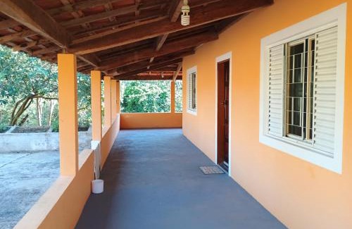 Paraisopolis Casa | Recanto do sonho, com cachoeira no quintal