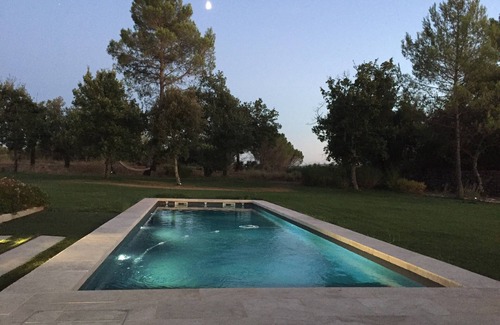 Bras Casa | Villa reciente, ideal para 2 familias, 3 módulos independientes, piscina, parque de 2.5 ha.