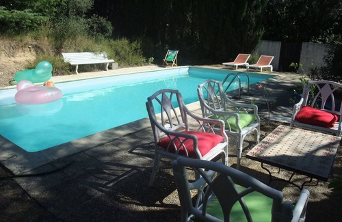 Caremeau Villa | VILLA RECIENTE CON PISCINA HERMOSA
