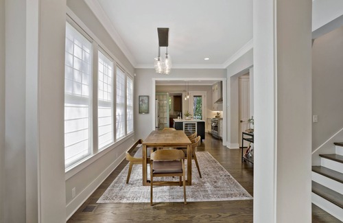 Franklin Casa | Recently-built all-suite with two porches, firepit, crow's nest, & widow's walk