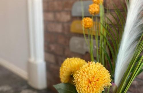 Blyth Apartamento | Recently Furnished Stylish 3 Bed House by Town and Beach