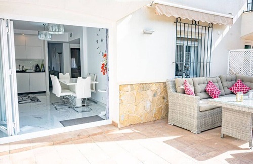 Diputación de Rincón de San Ginés Apartamento | Two Bedroom Bellaluz Apartment with Large Patio