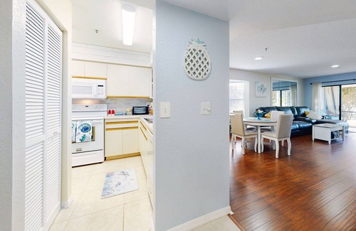 Bouchelles Island Condominio | Recently Remodeled 3-Bed, 2-Bath Ground Floor Unit at Bouchelle Island